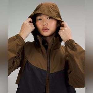 Lululemon Jacket Evergreen Cropped Full-Zip Hoodie Water Repellent Size 10 NWT